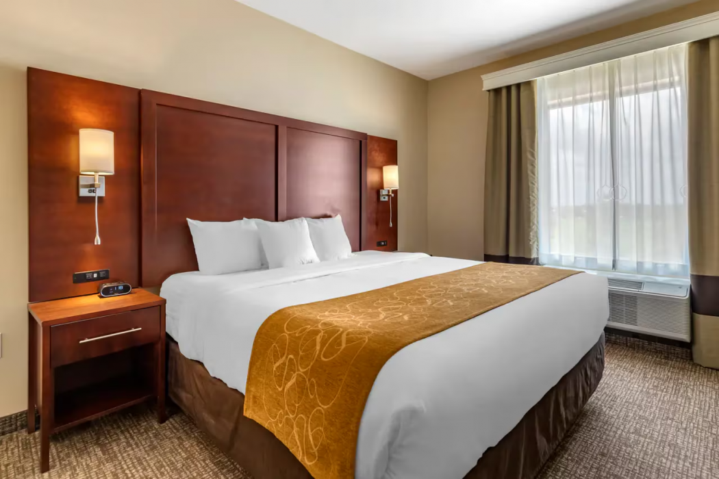 Comfort Suites Kyle 9/23