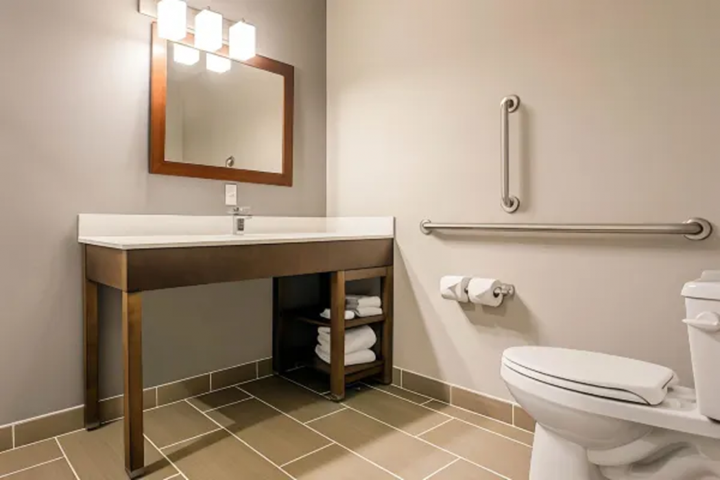Comfort Suites North Charleston - Ashley Phosphate 12/32