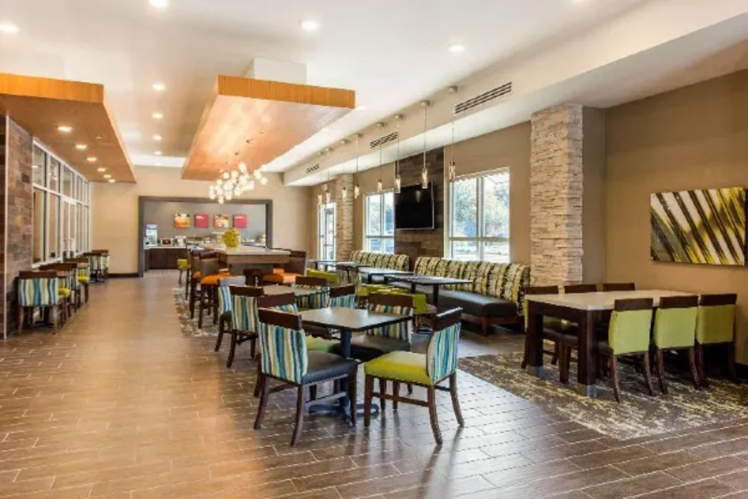 Comfort Suites North Charleston - Ashley Phosphate 21/32