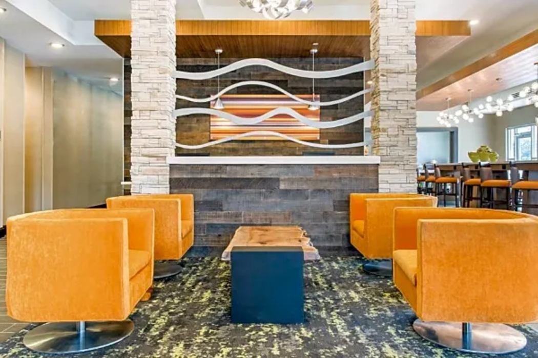 Comfort Suites North Charleston - Ashley Phosphate thumb 4