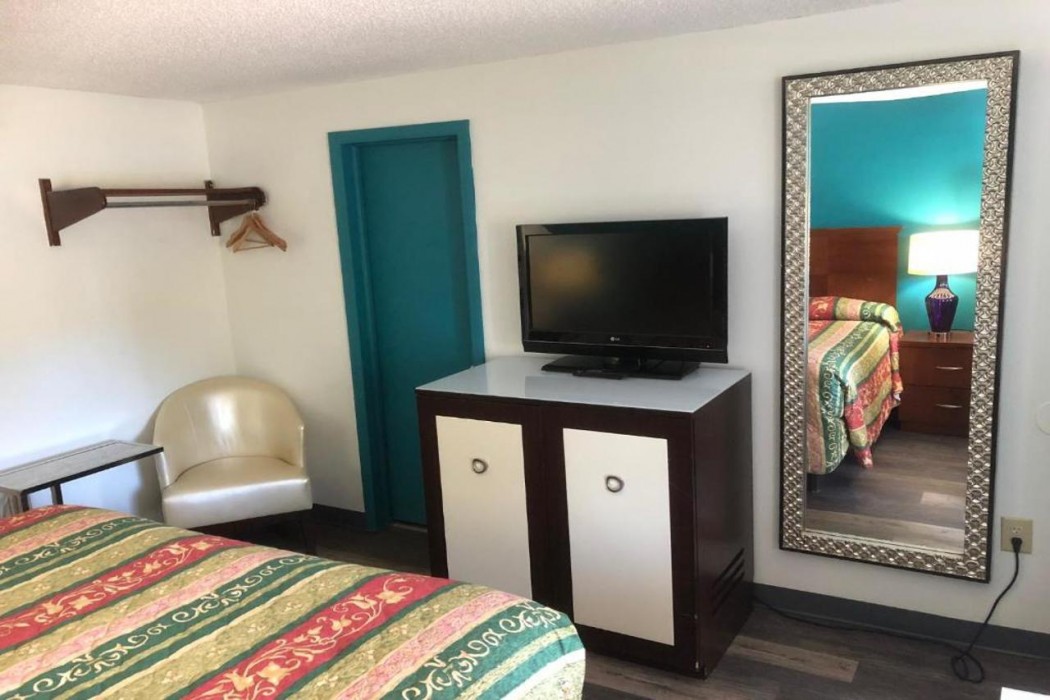 Econo Lodge Georgetown 3/9
