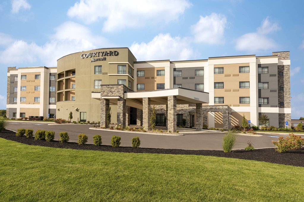 Courtyard by Marriott Cleveland Elyria 1/18