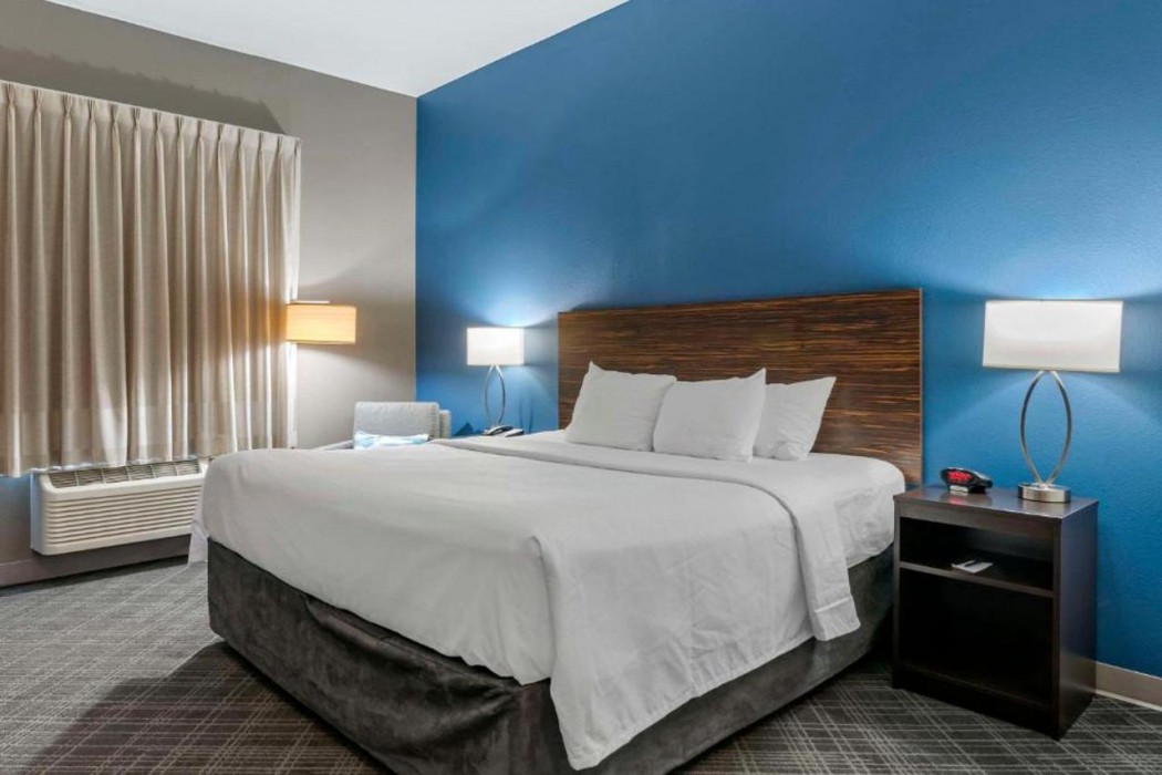 Comfort Inn St. Louis Airport 9/27