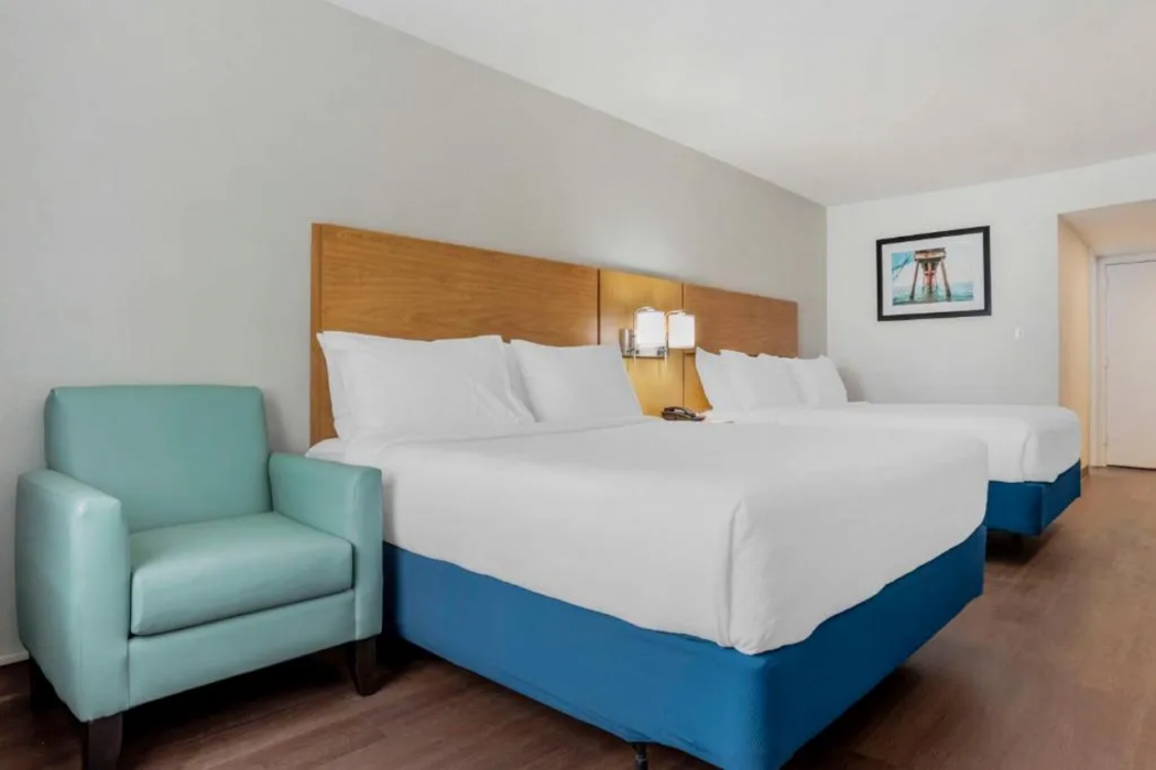 Chateau Beachfront Hotel, A By The Sea Resort 7/18
