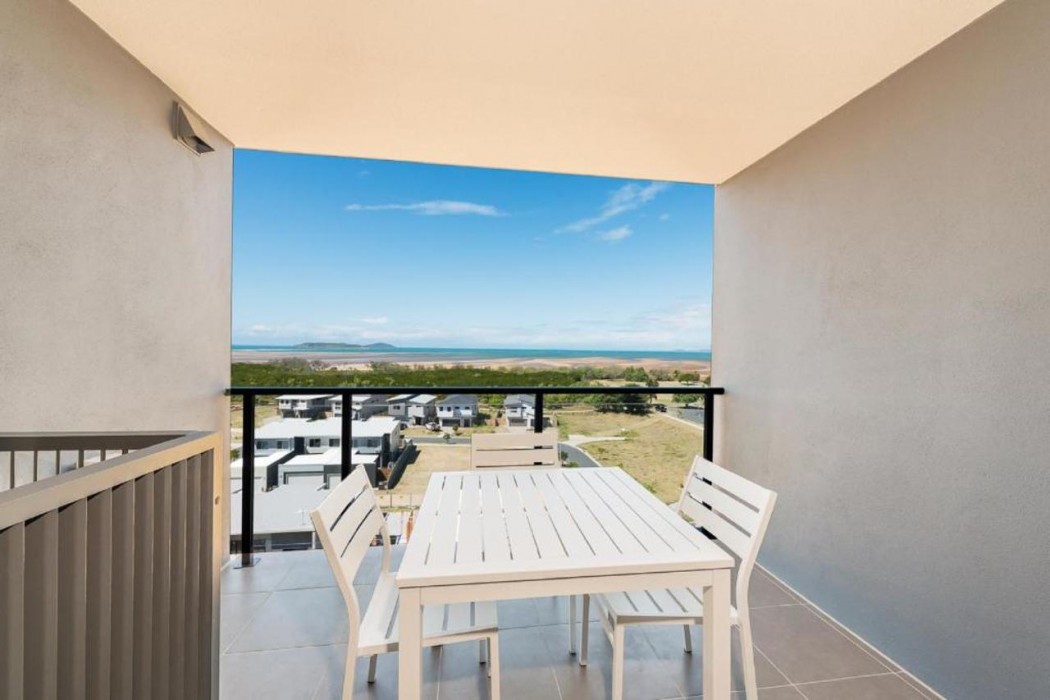 Property Vine - Pacific Sands 16/60