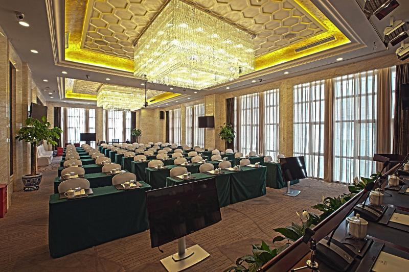 Beijing Jizhong Taurus Hotel 12/12