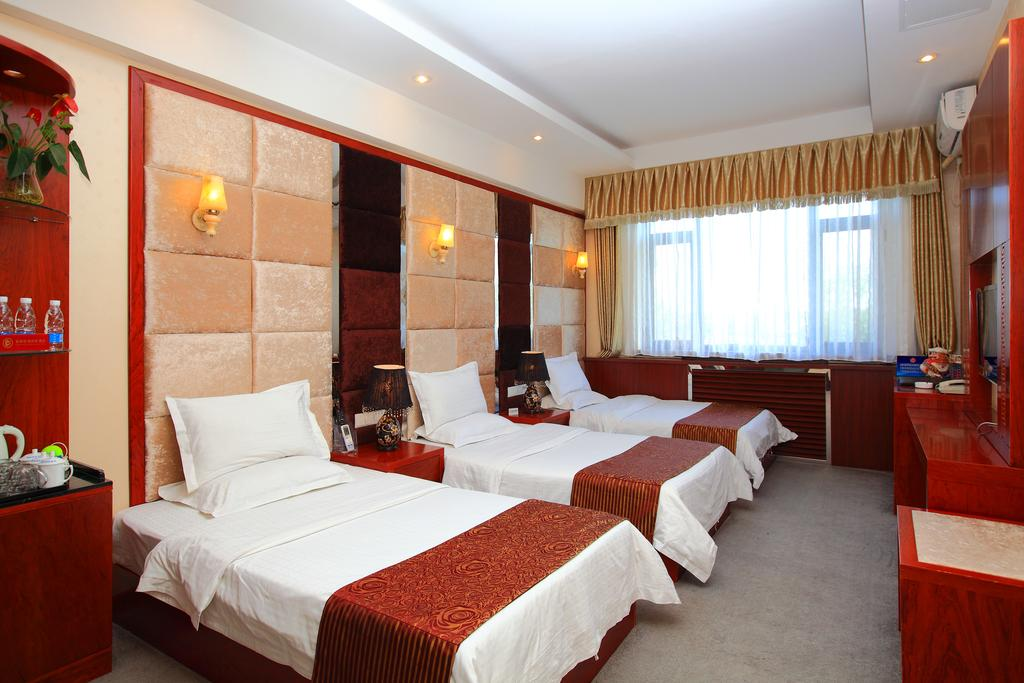 Capital Airport International Hotel 17/45