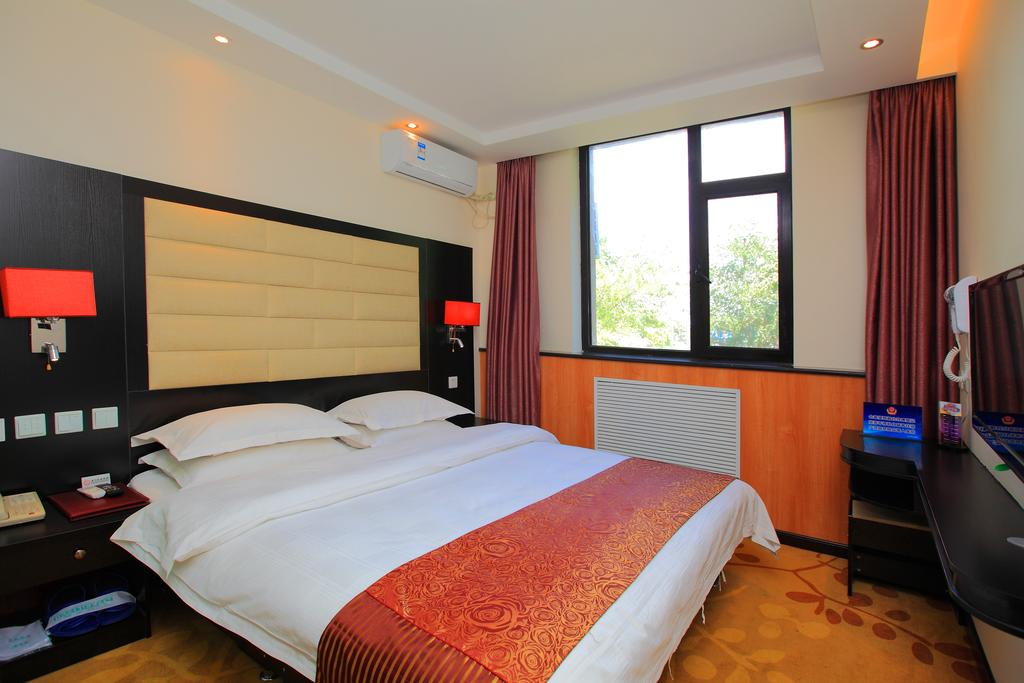 Capital Airport International Hotel 16/45