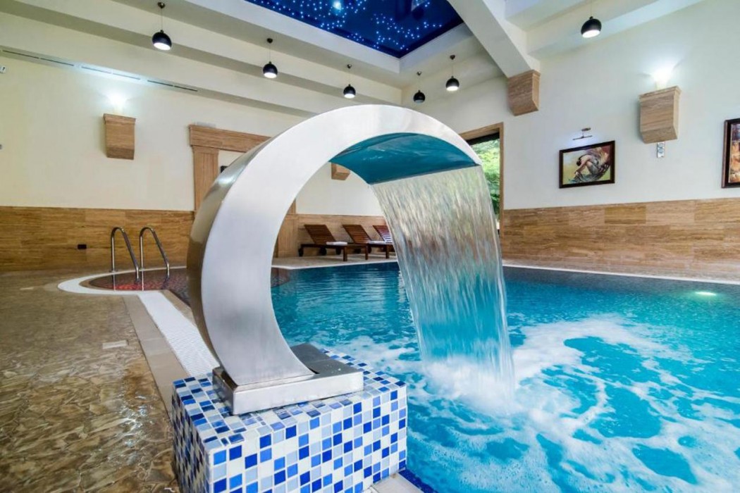 Elegant Hotel & Resort 33/60