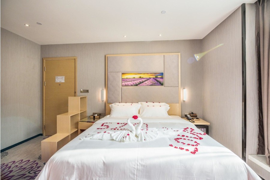 Lavande Hotels Chongqing Tongliang Gas Building 43/78