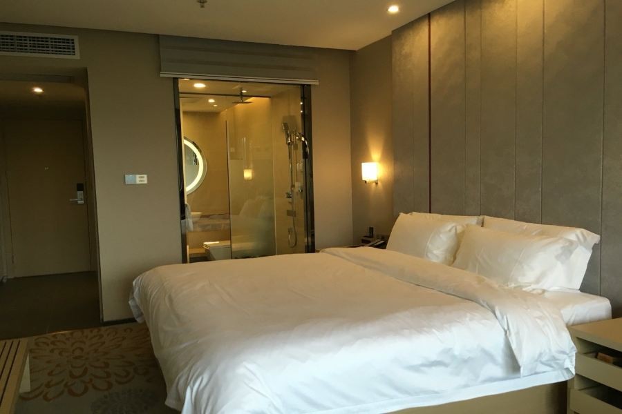 Lavande Hotel Guangzhou South High Speed Railway Station Shibi Metro Station 39/59