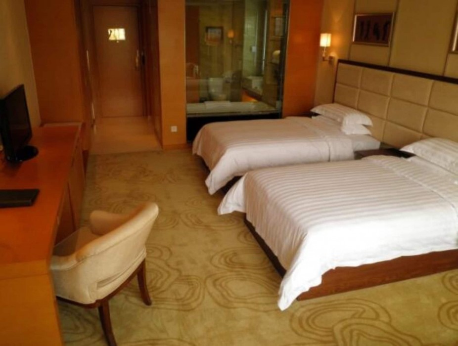 Aoyuan Golf Hotel 12/24