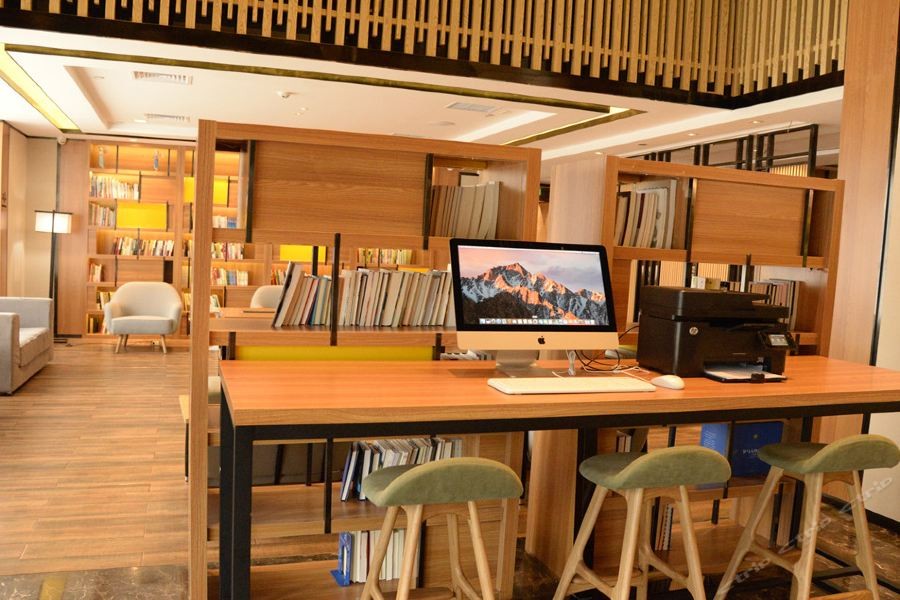 Atour Hotel Hengshui Renmin Road 43/68