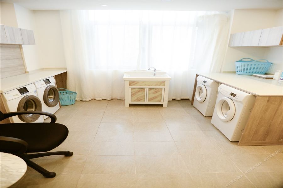 Atour Hotel Hengshui Renmin Road 31/68