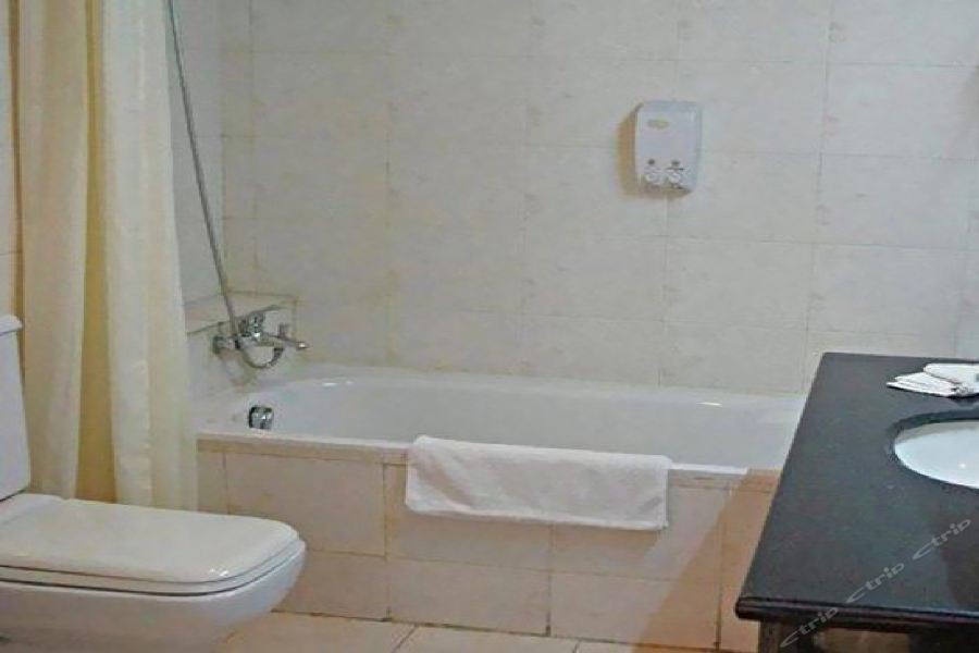 Rongjiang Hotel 23/74