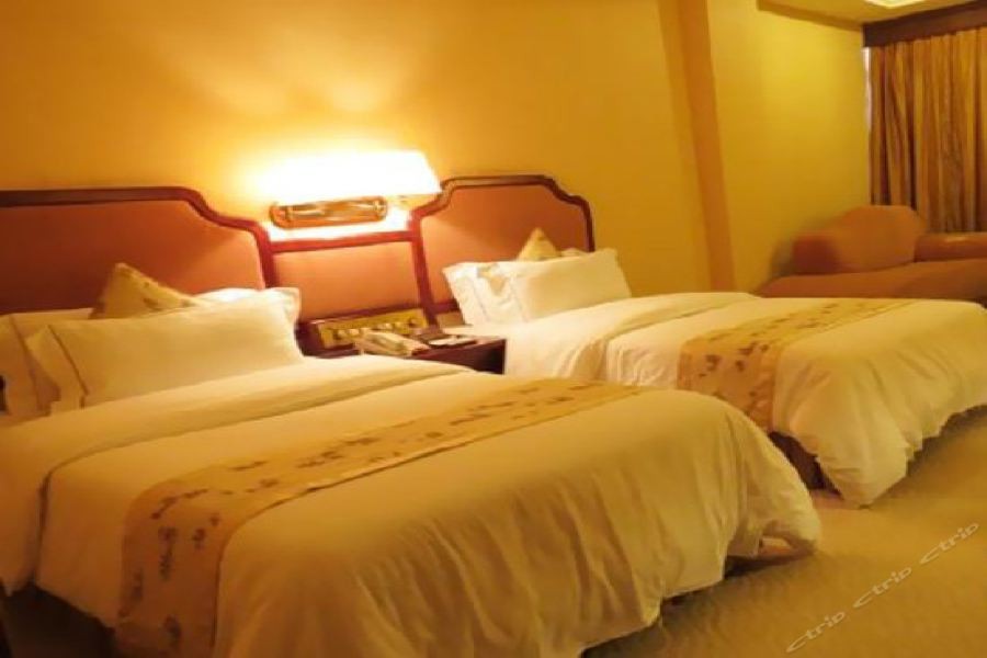 Rongjiang Hotel 24/74
