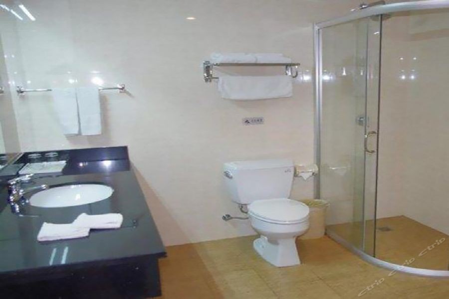 Rongjiang Hotel 22/74