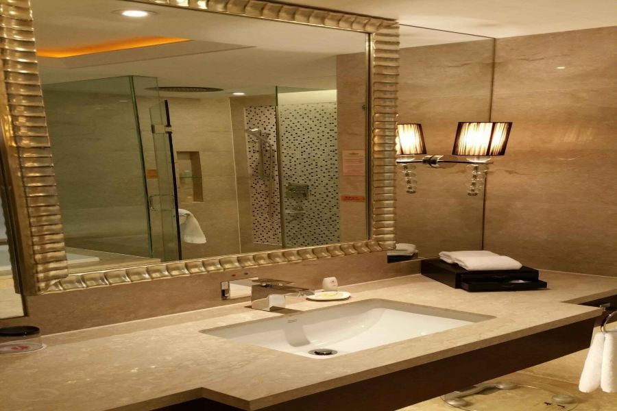 Xinhua Jianguo Hotel 31/48