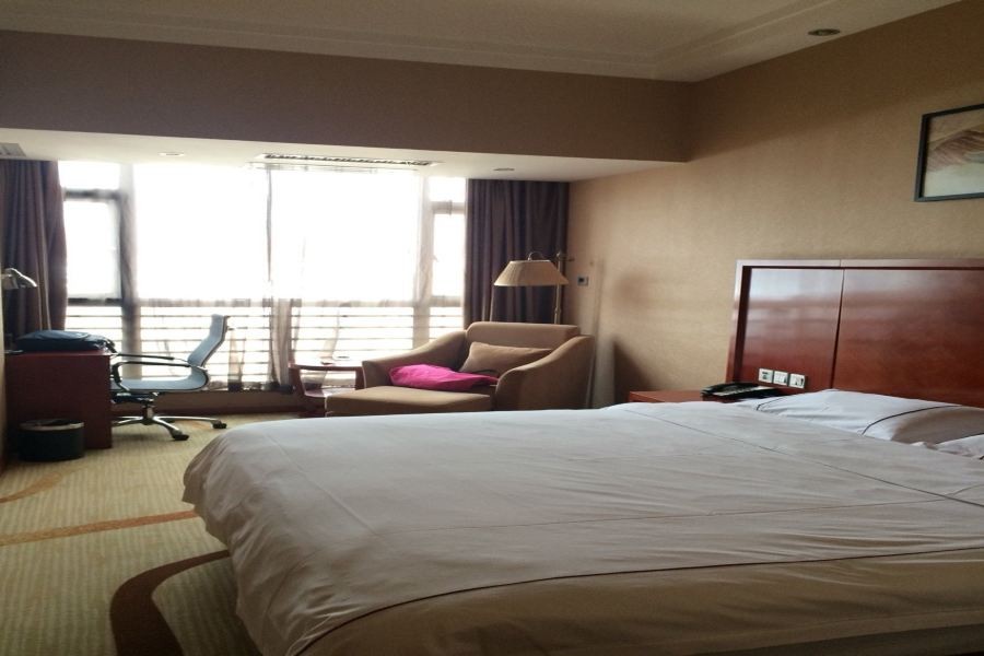Baohai Mingzhu Hotel 6/16