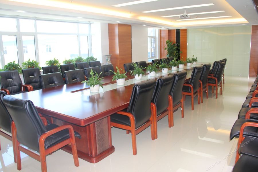 James Joyce Coffetel (Qinhuangdao Qinhuangdao Railway Station Wanda Plaza) 24/64