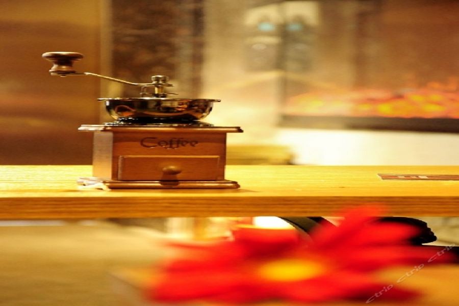 James Joyce Coffetel (Qinhuangdao Qinhuangdao Railway Station Wanda Plaza) 10/64