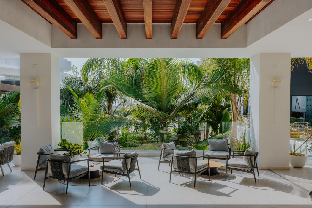 Nissiblu Beach Resort 7/75