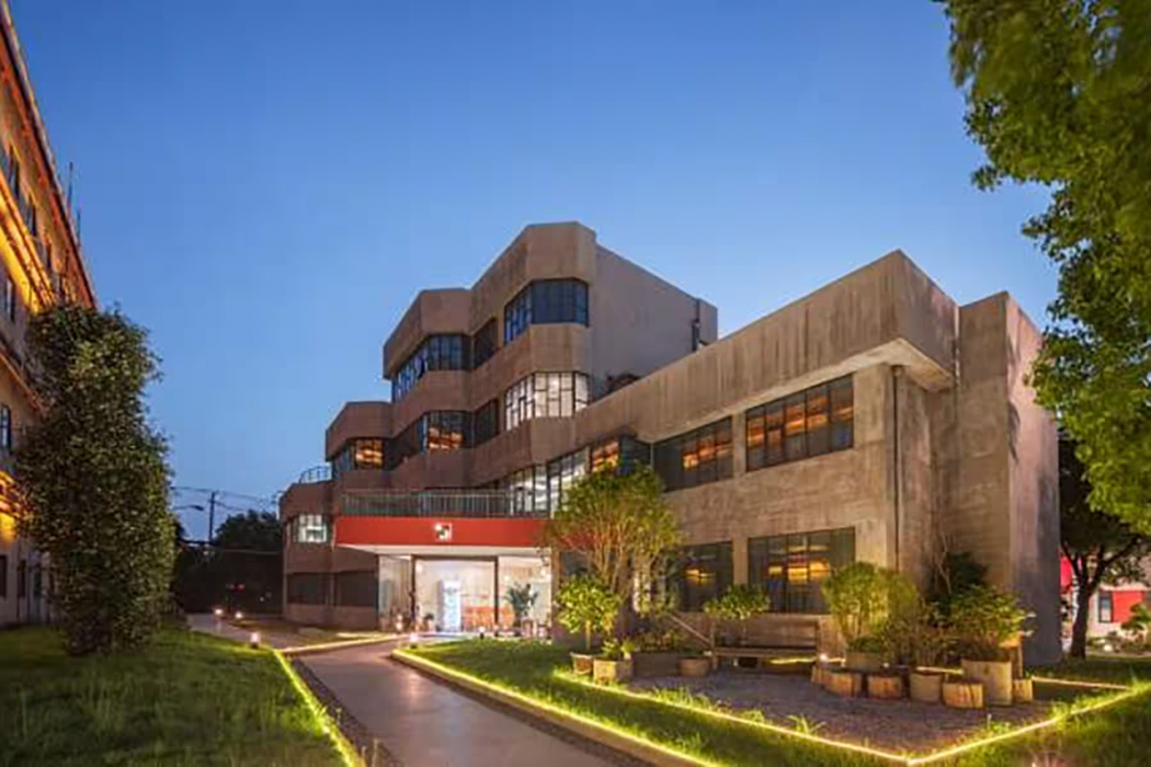 Ramada Encore by Wyndham Shanghai Pudong Airport 1/61