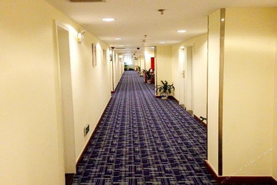 7 Days Inn (Shenzhen Meilinge) 16/19