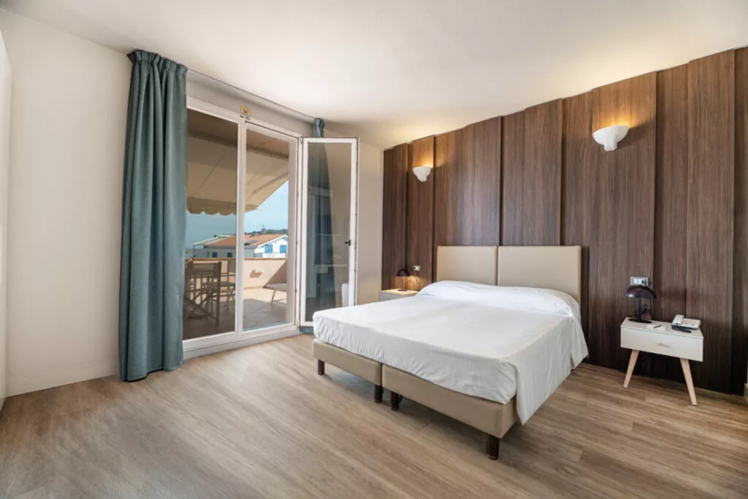Hotel Riva Del Sole 35/70