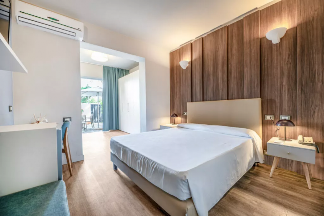 Hotel Riva Del Sole 38/70