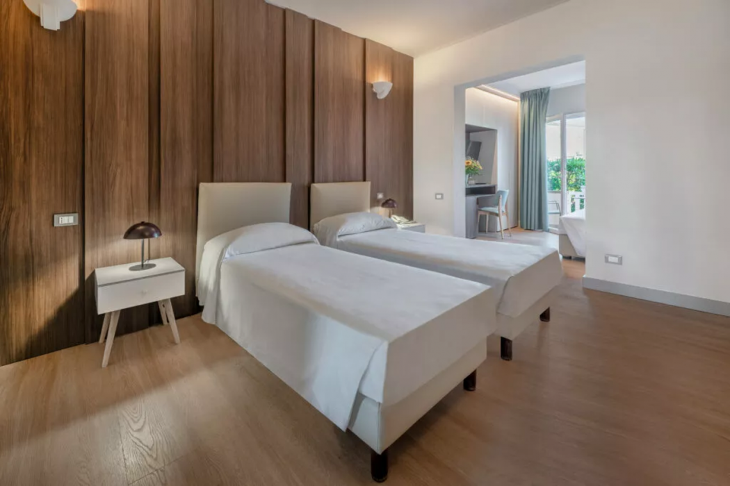 Hotel Riva Del Sole 30/70
