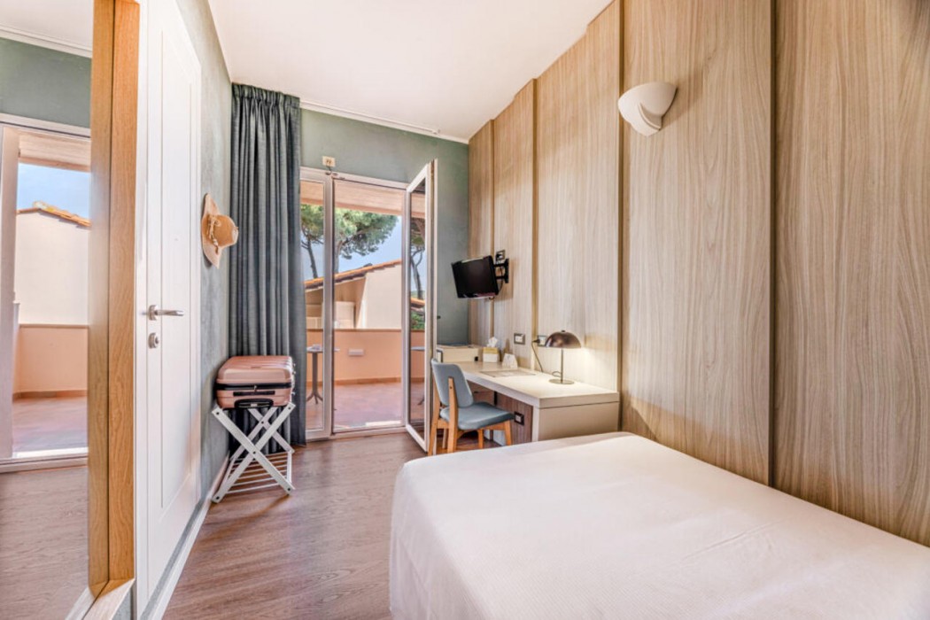 Hotel Riva Del Sole 7/70