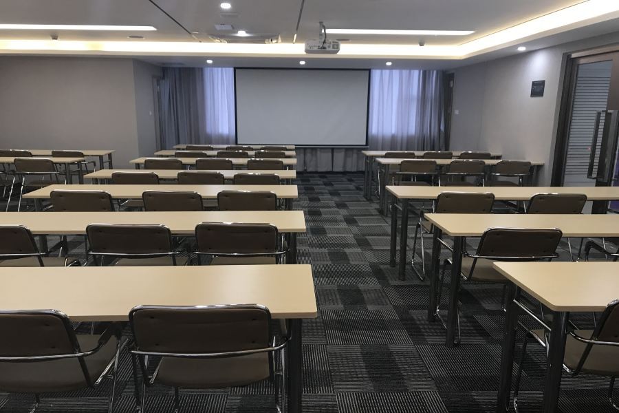 Lavande Hotel (Shenzhen North Railway Station) 13/18