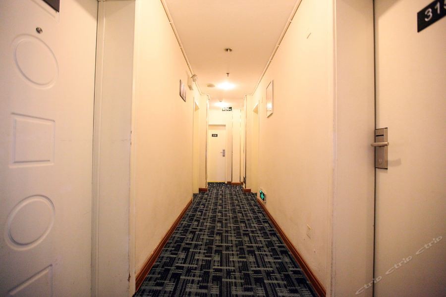 7 Days Inn Nanchang Railway station square 36/45