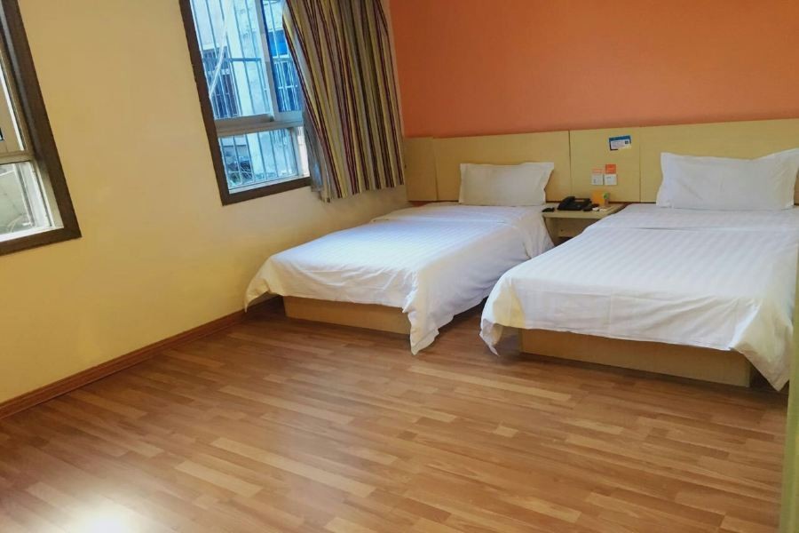7 Days Inn Nanchang Railway station square 24/45