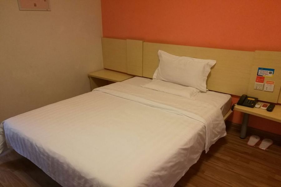 7 Days Inn Nanchang Railway station square 26/45