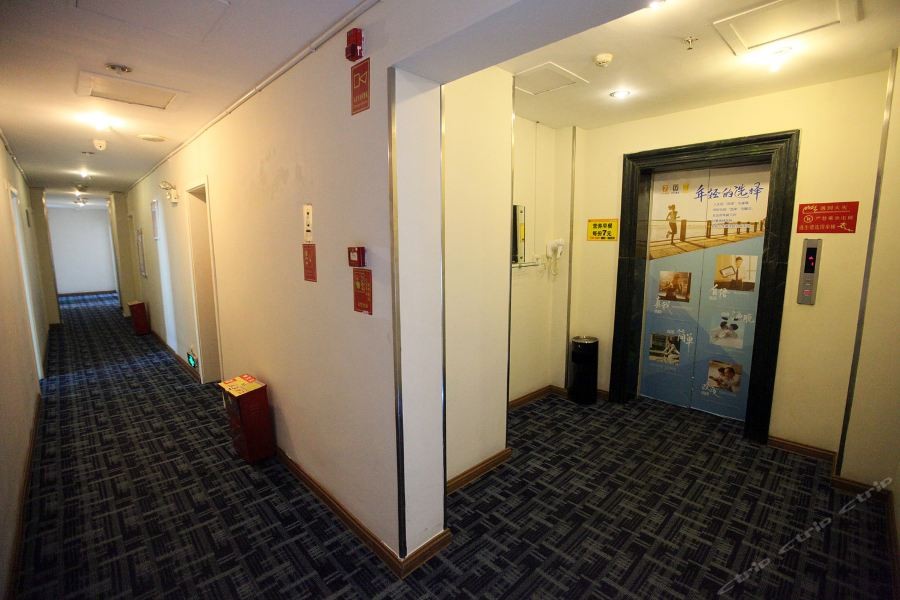 7 Days Inn Nanchang Railway station square 38/45