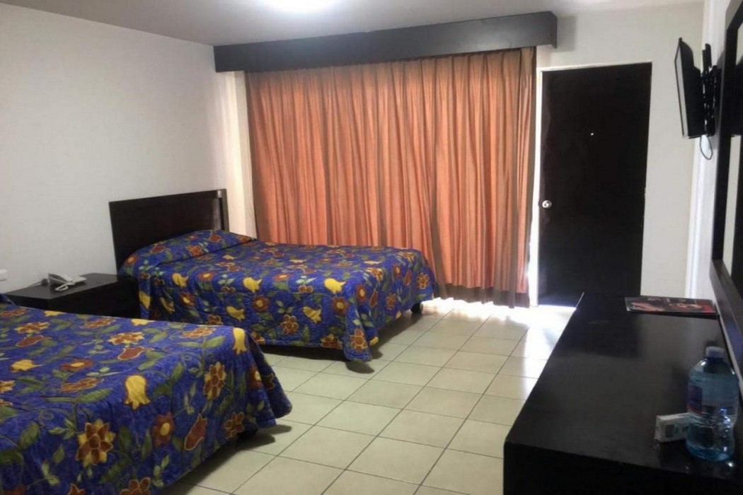 Hotel Suites del Real 13/21