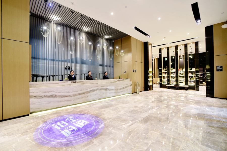 Atour Hotel Wuhan Changqing Road 45/74