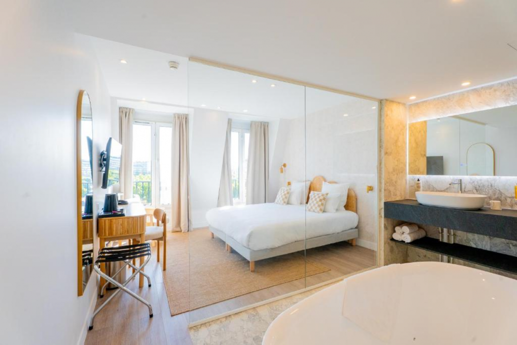 Room at Bobo's Hotel, PARIS