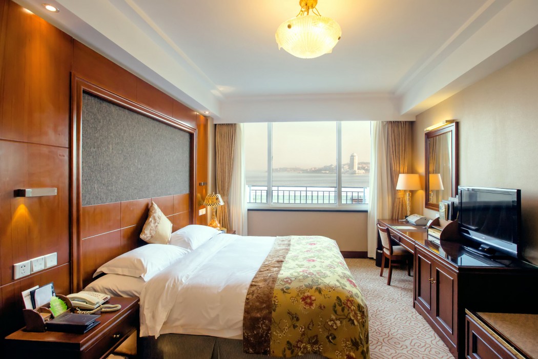 Yantai Golden Gulf Hotel 19/98