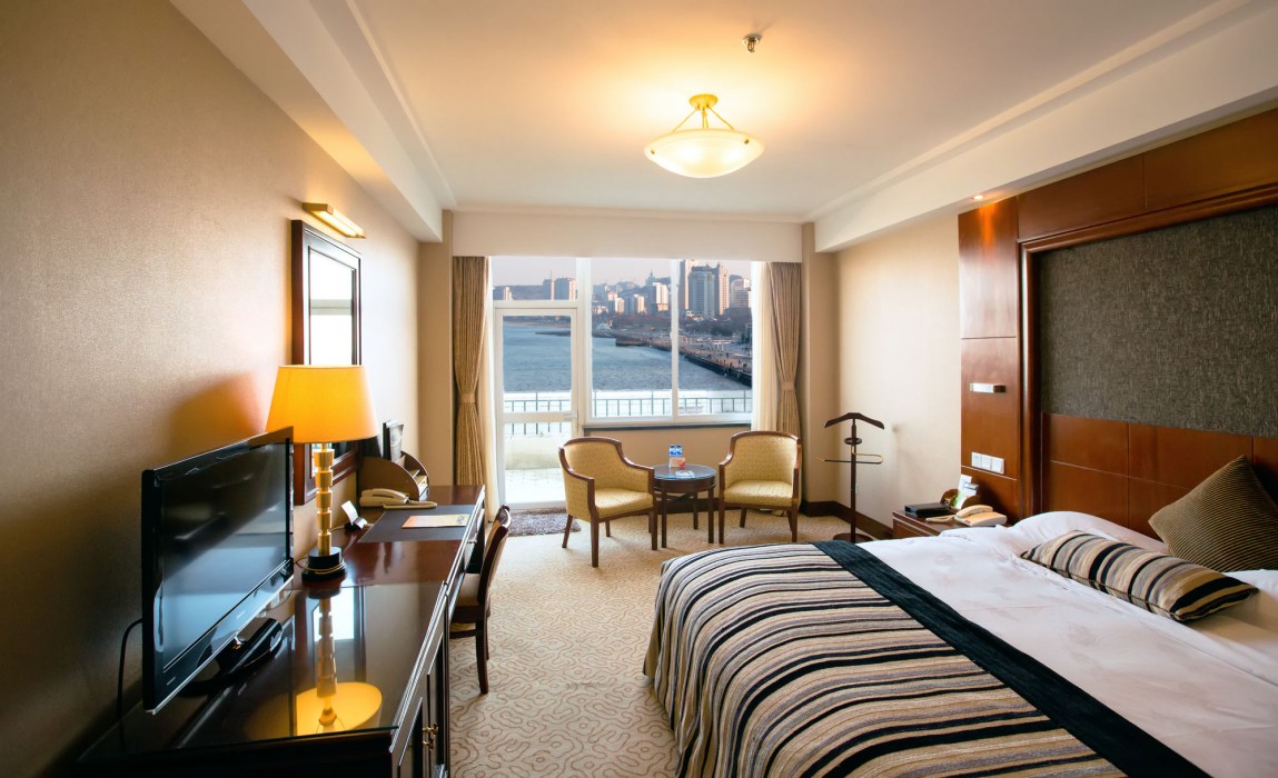 Yantai Golden Gulf Hotel 47/98