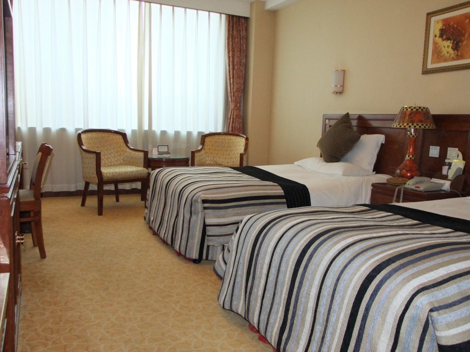 Yantai Golden Gulf Hotel 37/98