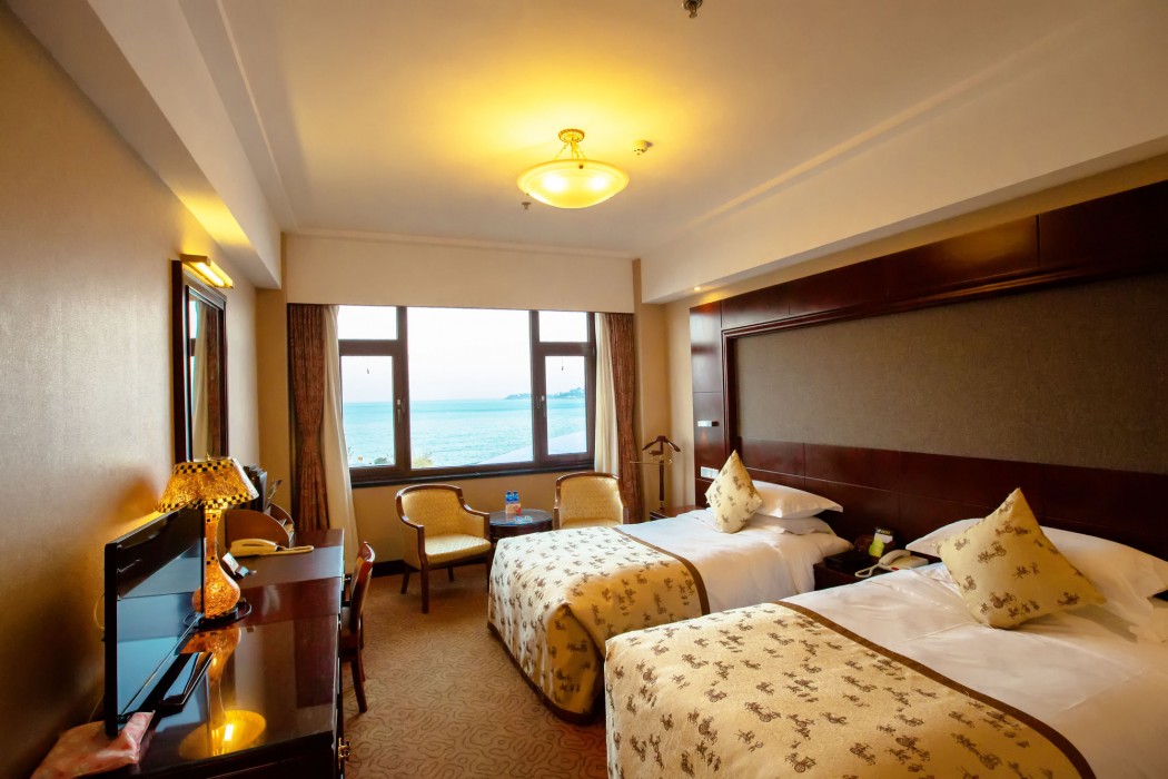 Yantai Golden Gulf Hotel 30/98