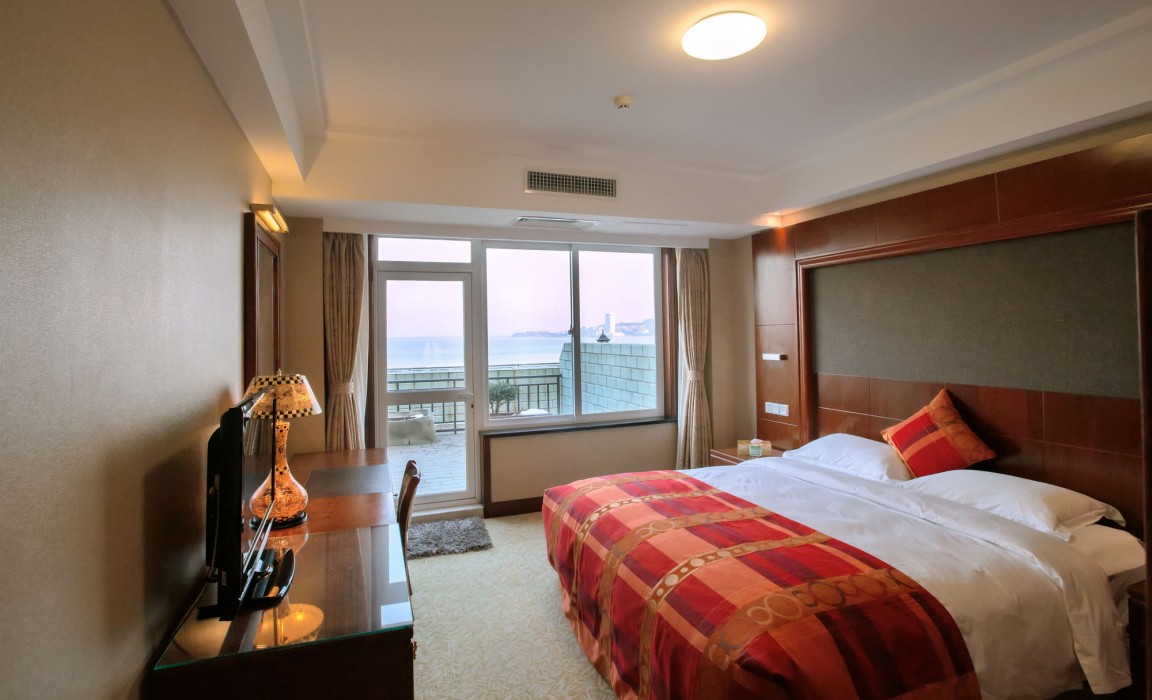 Yantai Golden Gulf Hotel 26/98