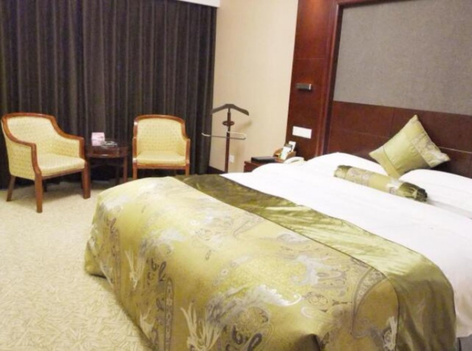 Yantai Golden Gulf Hotel 60/98