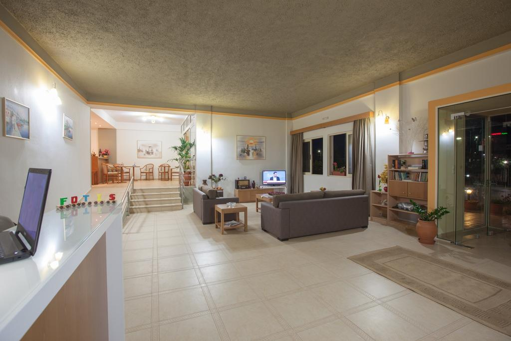 Fotis Apartments 7/55