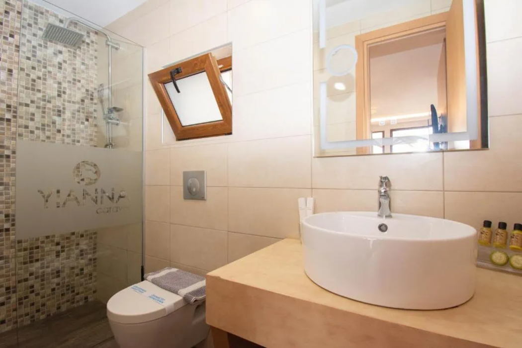Yianna Caravel Suites by Checkin - Adults Only 17/65