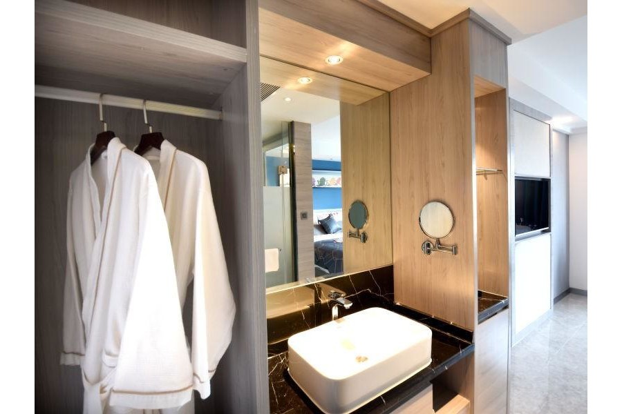 Chonpines Hotel Xuwen Square Jinhui — photo 4