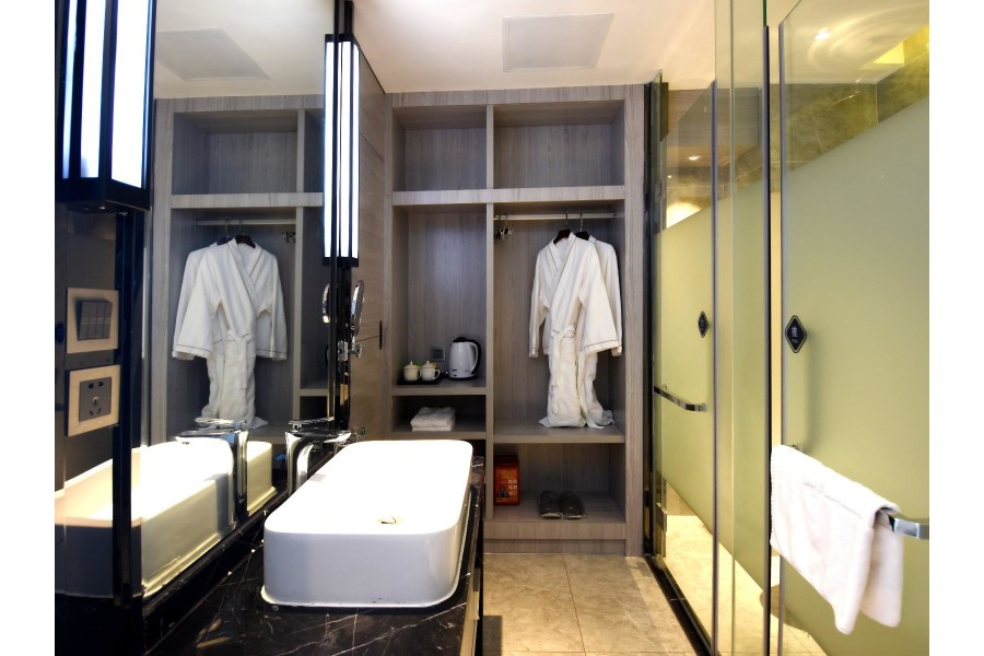 Chonpines Hotel Xuwen Square Jinhui 47/50